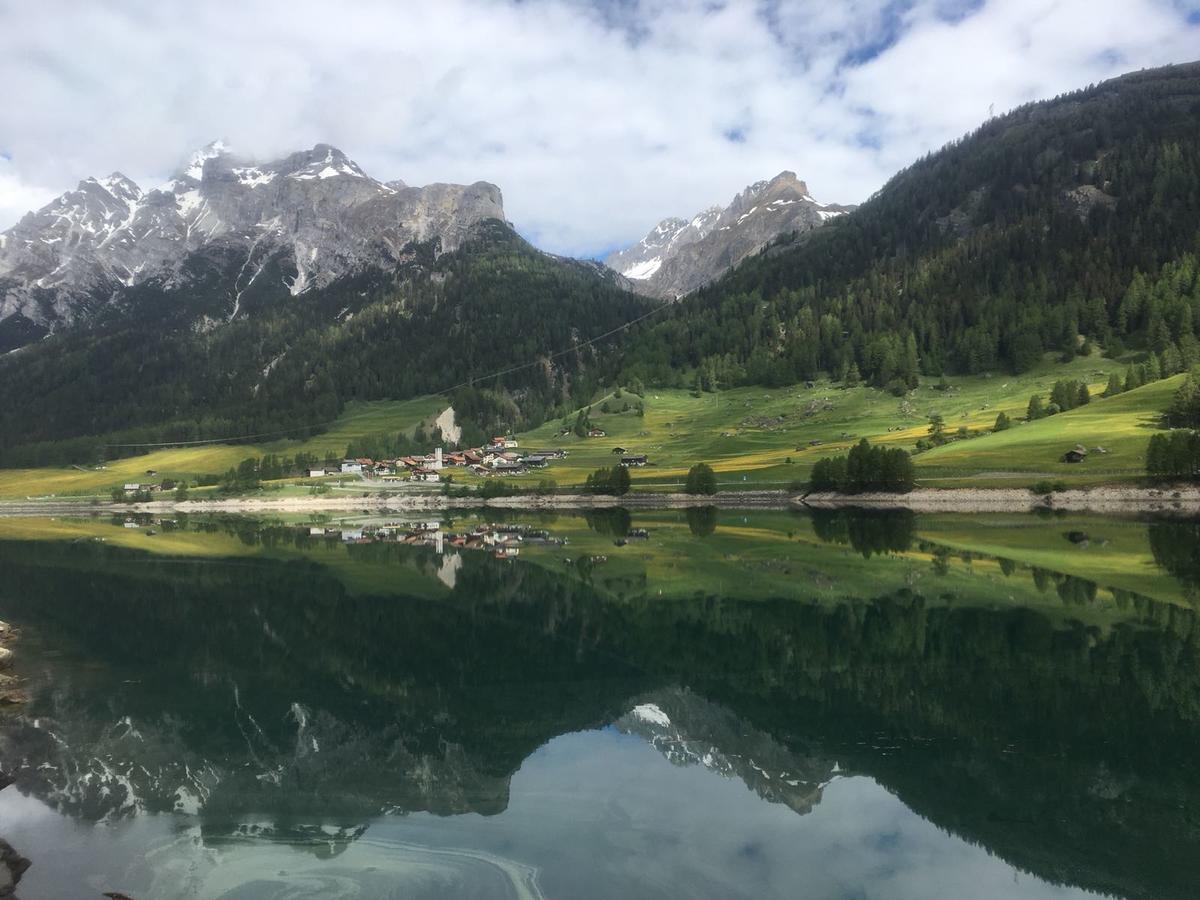 Hotel Seeblick Sufers Exterior foto